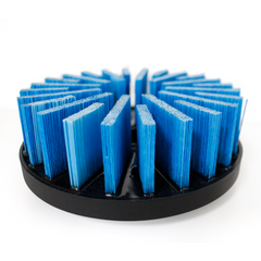 Equal-segment ceramic fiber disc brush