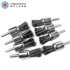 Щетка с витым узлом на конце